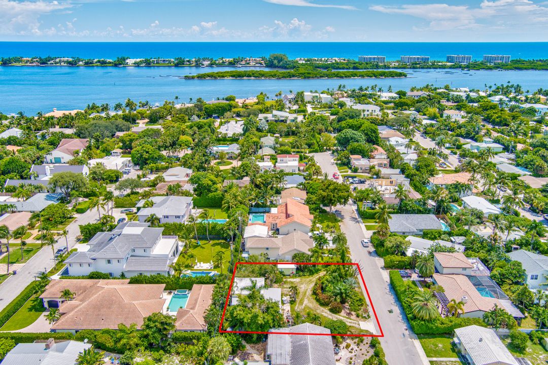 Active With Contract: $1,500,000 (0 beds, 2 baths, 1536 Square Feet)