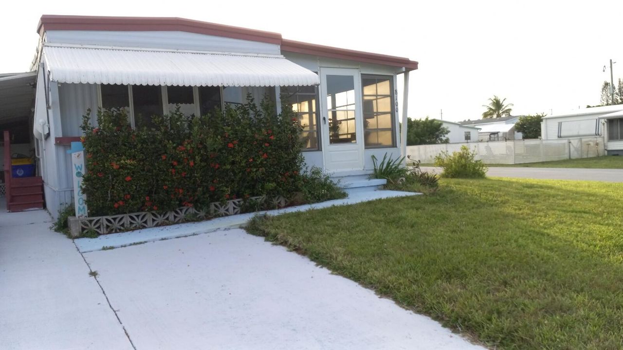 Recently Sold: $170,000 (2 beds, 2 baths, 1200 Square Feet)