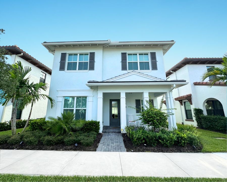 Recently Sold: $1,435,000 (4 beds, 2 baths, 2764 Square Feet)