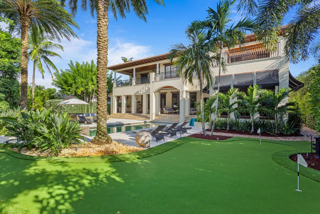 For Sale: $10,750,000 (6 beds, 7 baths, 7438 Square Feet)
