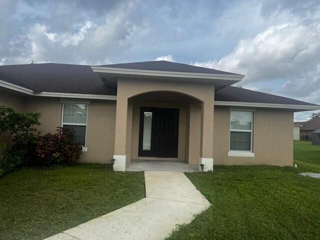 Недавно арендовано: $2,500 (4 спален, 2 ванн, 1786 Квадратных фут)