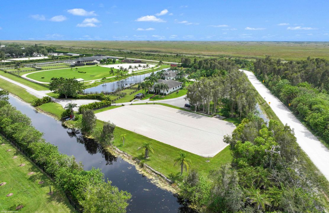 На продажу: $2,950,000 (4 спален, 4 ванн, 2006 Квадратных фут)