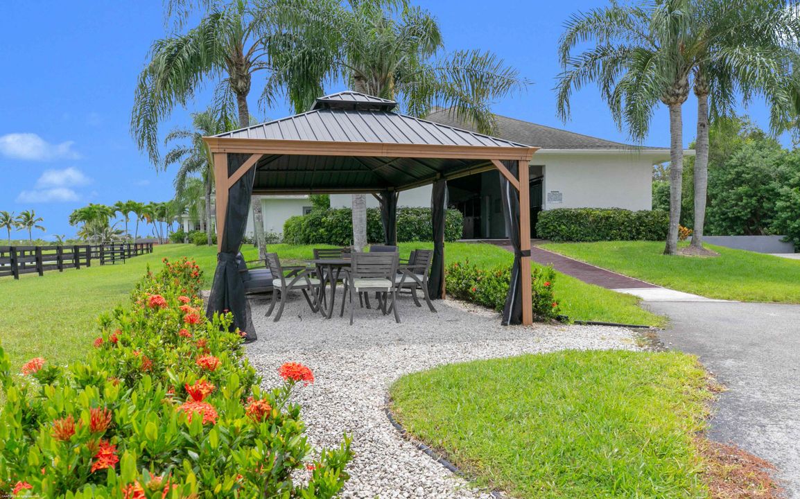 На продажу: $2,950,000 (4 спален, 4 ванн, 2006 Квадратных фут)