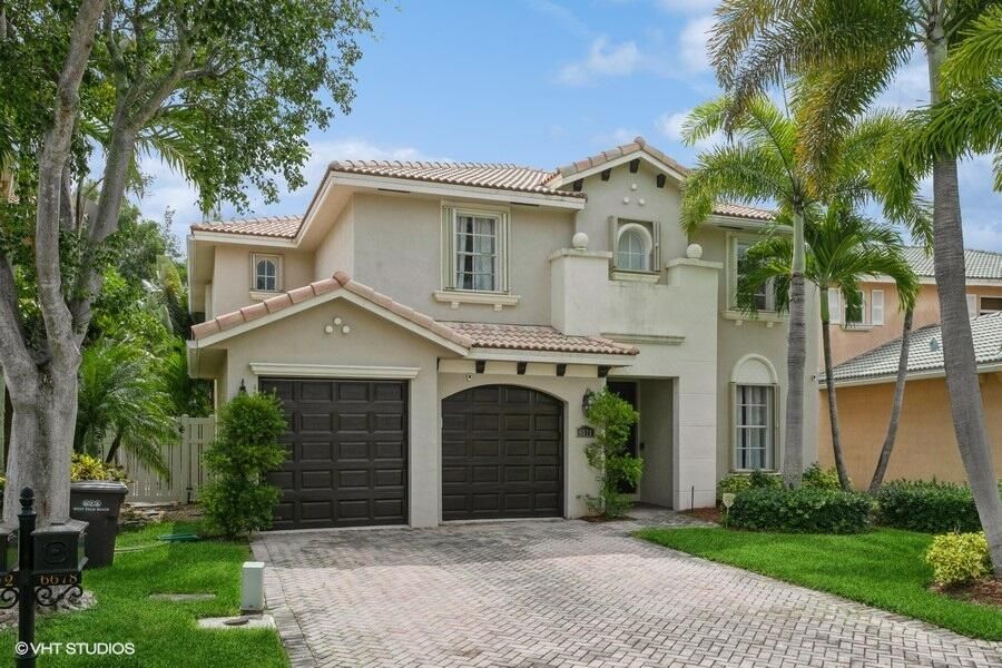 Recently Sold: $780,000 (4 beds, 4 baths, 3440 Square Feet)