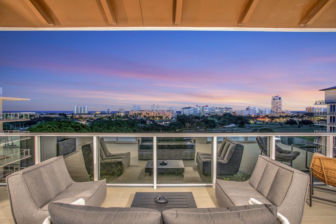 Recently Sold: $8,950,000 (4 beds, 5 baths, 4565 Square Feet)