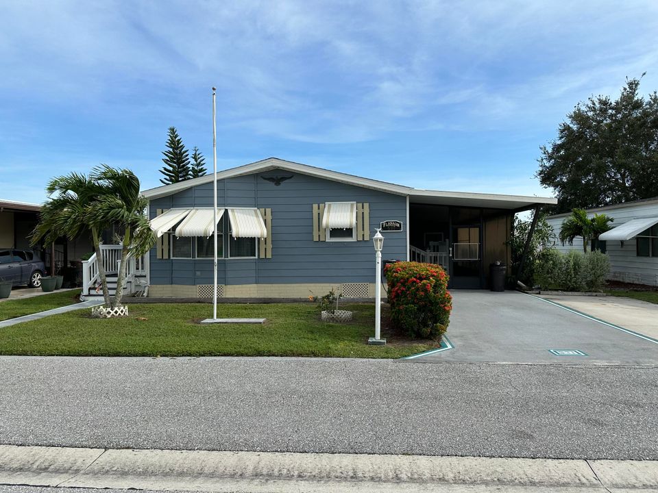 Vendido Recientemente: $85,000 (2 camas, 2 baños, 1200 Pies cuadrados)