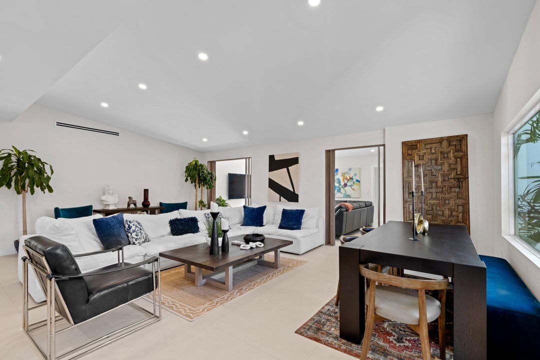 Active With Contract: $1,799,000 (4 beds, 4 baths, 2713 Square Feet)