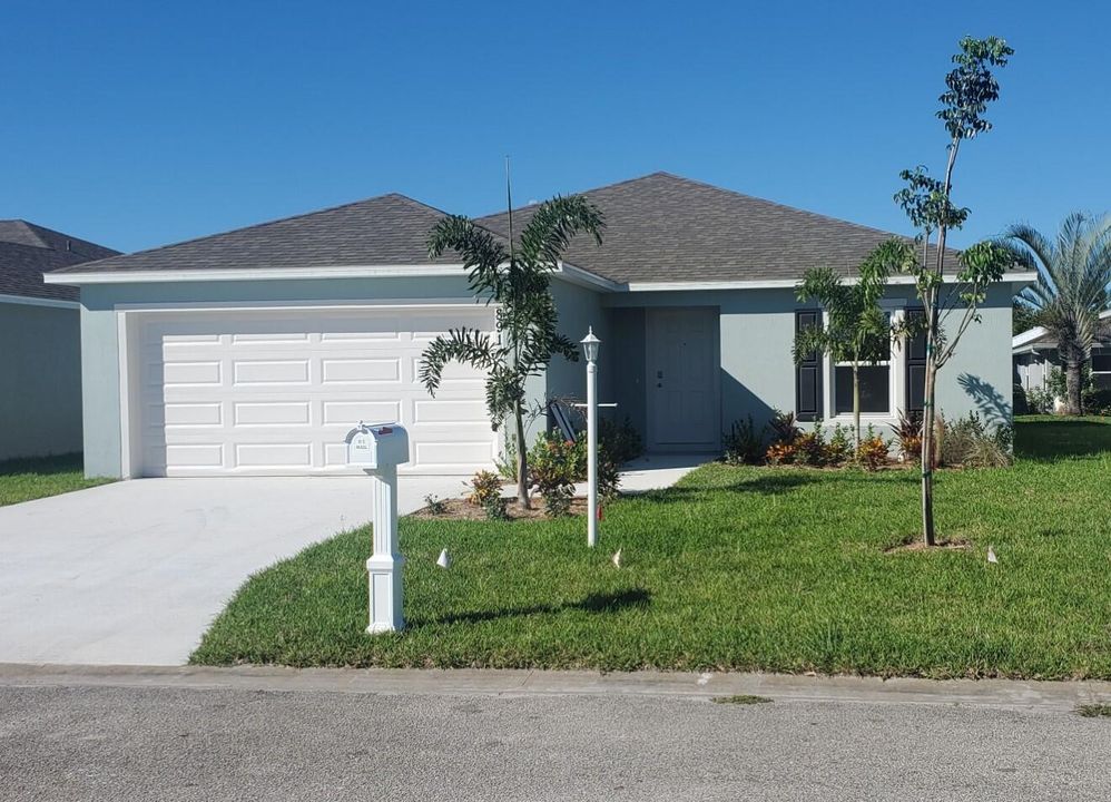 Recently Sold: $292,990 (4 beds, 2 baths, 1802 Square Feet)
