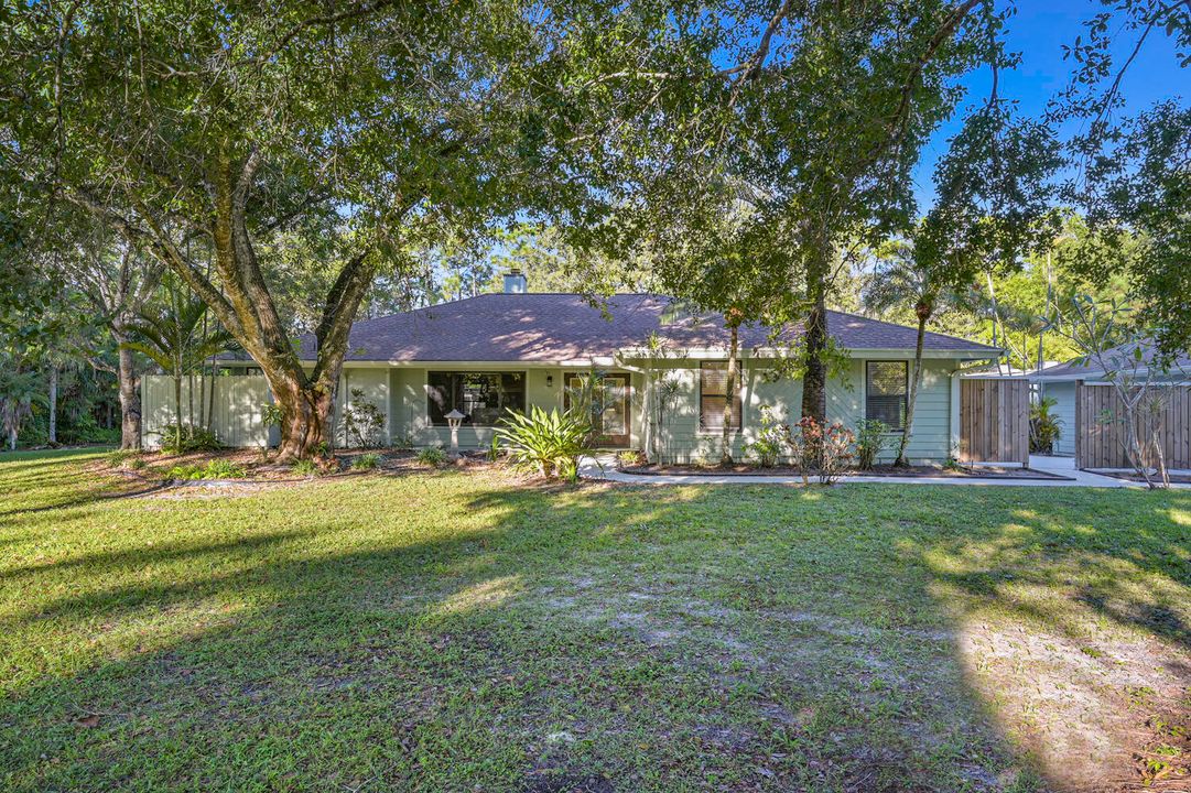 Vendido Recientemente: $848,000 (3 camas, 2 baños, 2348 Pies cuadrados)