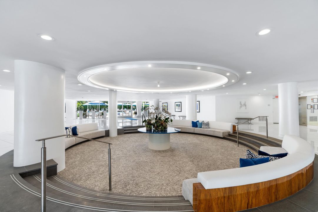 合同活跃: $2,775,000 (2 贝兹, 2 浴室, 1673 平方英尺)