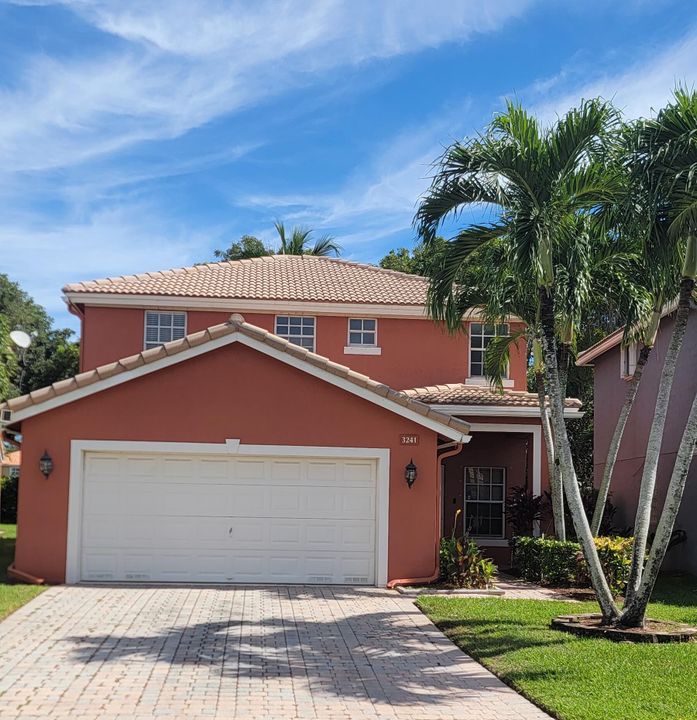 Active With Contract: $3,400 (3 beds, 2 baths, 2004 Square Feet)