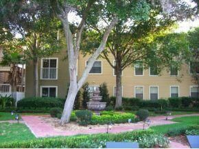 For Rent: $1,995 (2 beds, 2 baths, 1069 Square Feet)