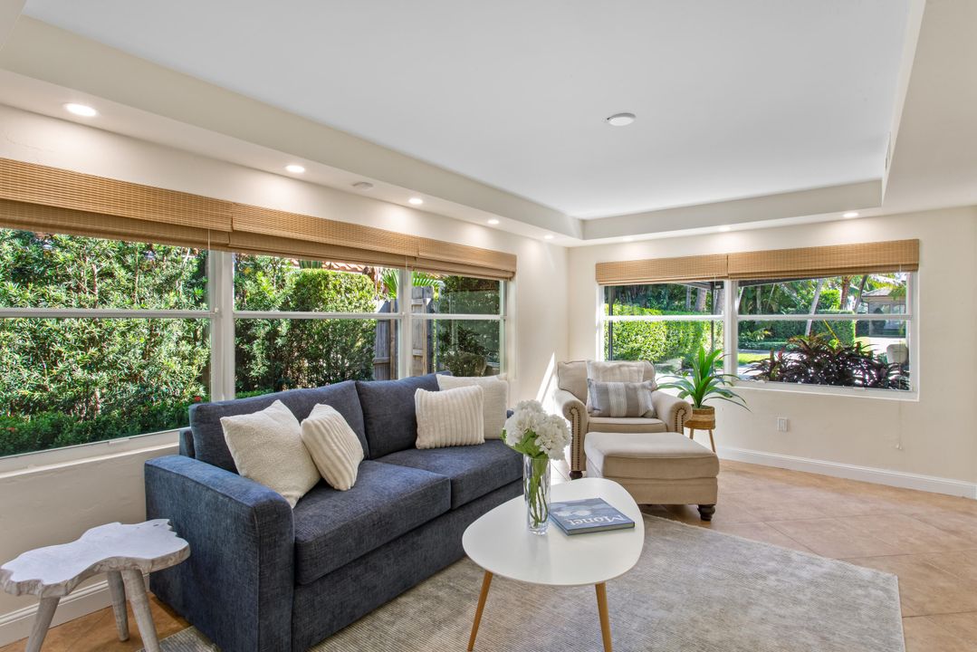 Active With Contract: $2,495,000 (3 beds, 3 baths, 2662 Square Feet)