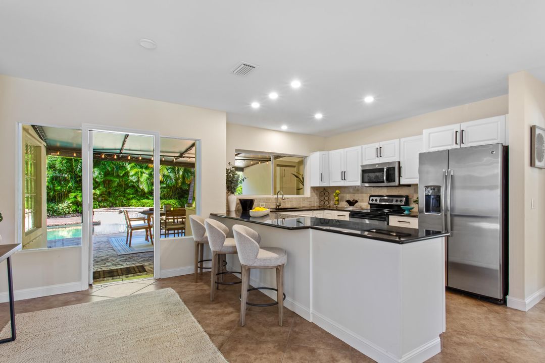 Active With Contract: $2,495,000 (3 beds, 3 baths, 2662 Square Feet)