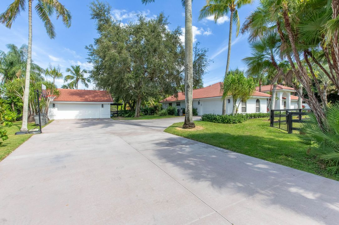 Active With Contract: $1,675,000 (4 beds, 2 baths, 2484 Square Feet)