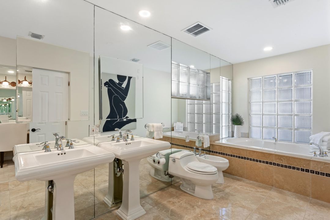 Active With Contract: $2,495,000 (3 beds, 3 baths, 2662 Square Feet)