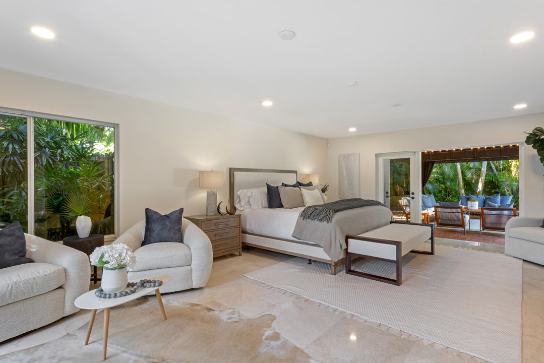 Active With Contract: $2,495,000 (3 beds, 3 baths, 2662 Square Feet)