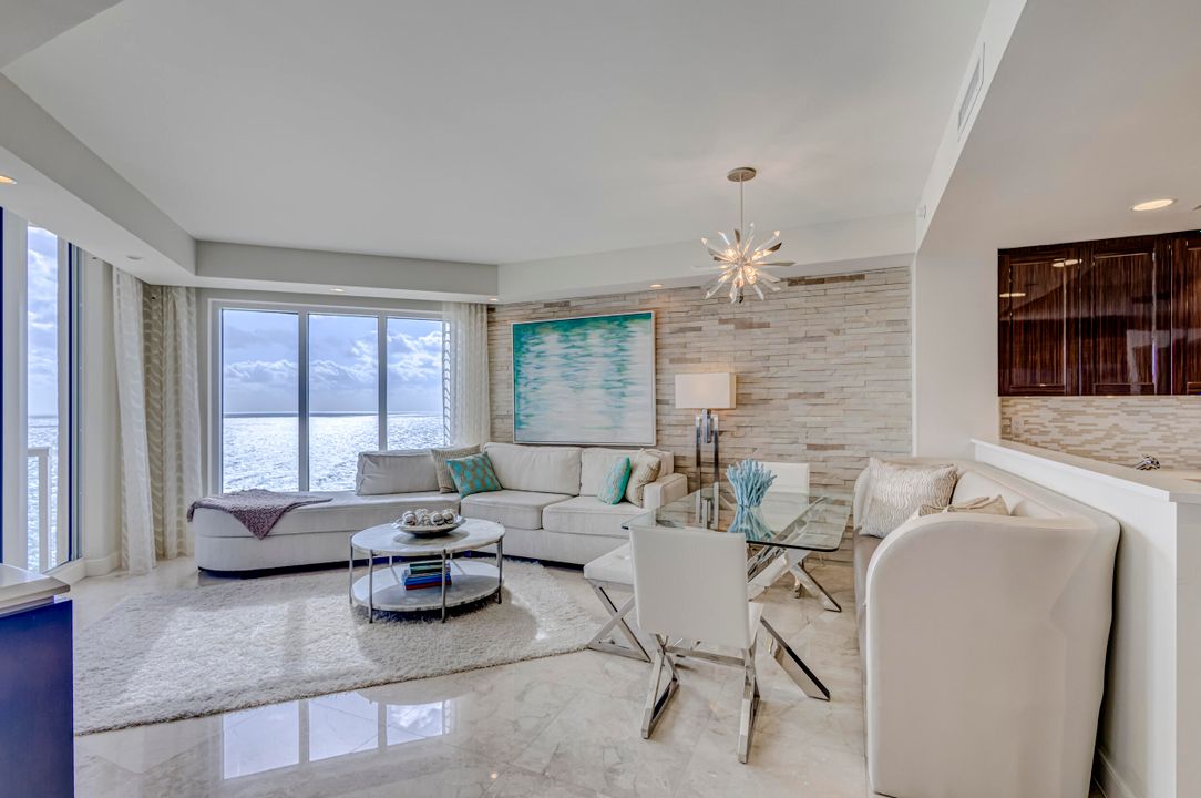 Active With Contract: $4,500,000 (3 beds, 3 baths, 3605 Square Feet)