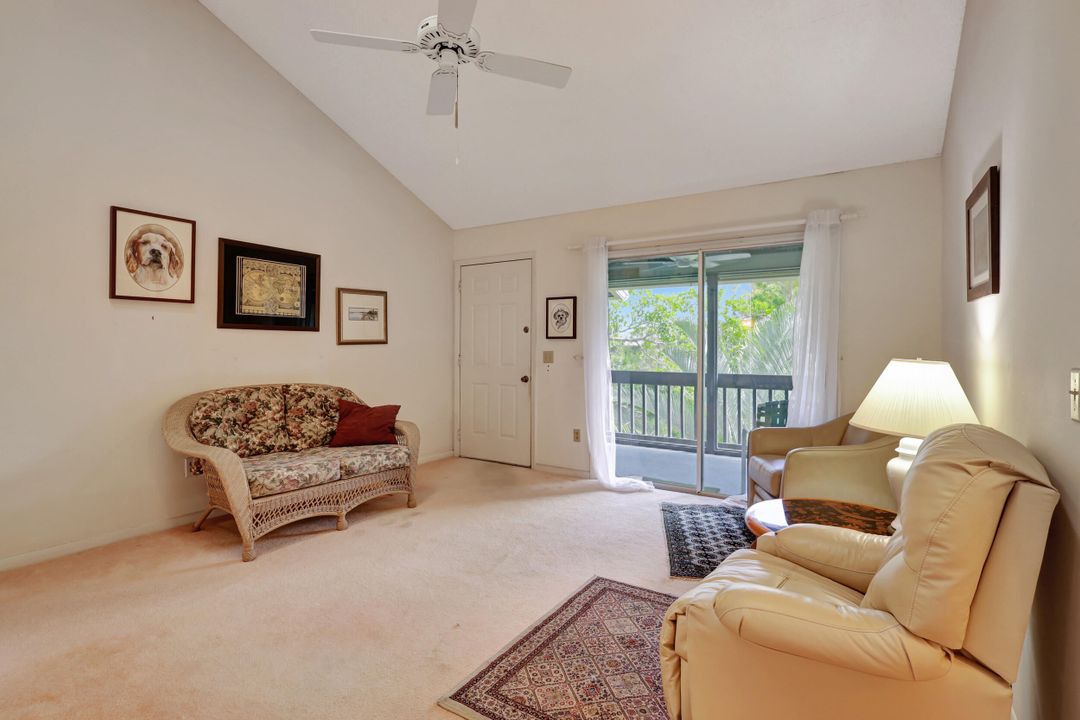 Active With Contract: $229,000 (2 beds, 2 baths, 1008 Square Feet)