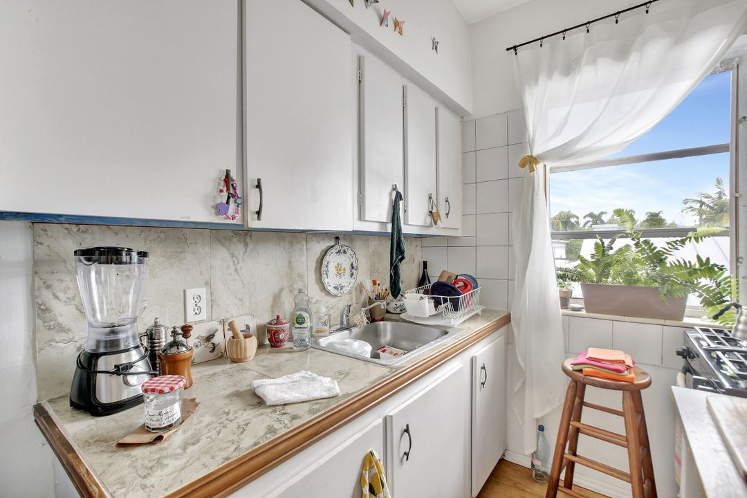 Active With Contract: $3,500,000 (0 beds, 0 baths, 6449 Square Feet)