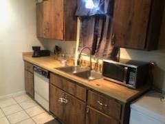 Active With Contract: $274,000 (3 beds, 2 baths, 1224 Square Feet)