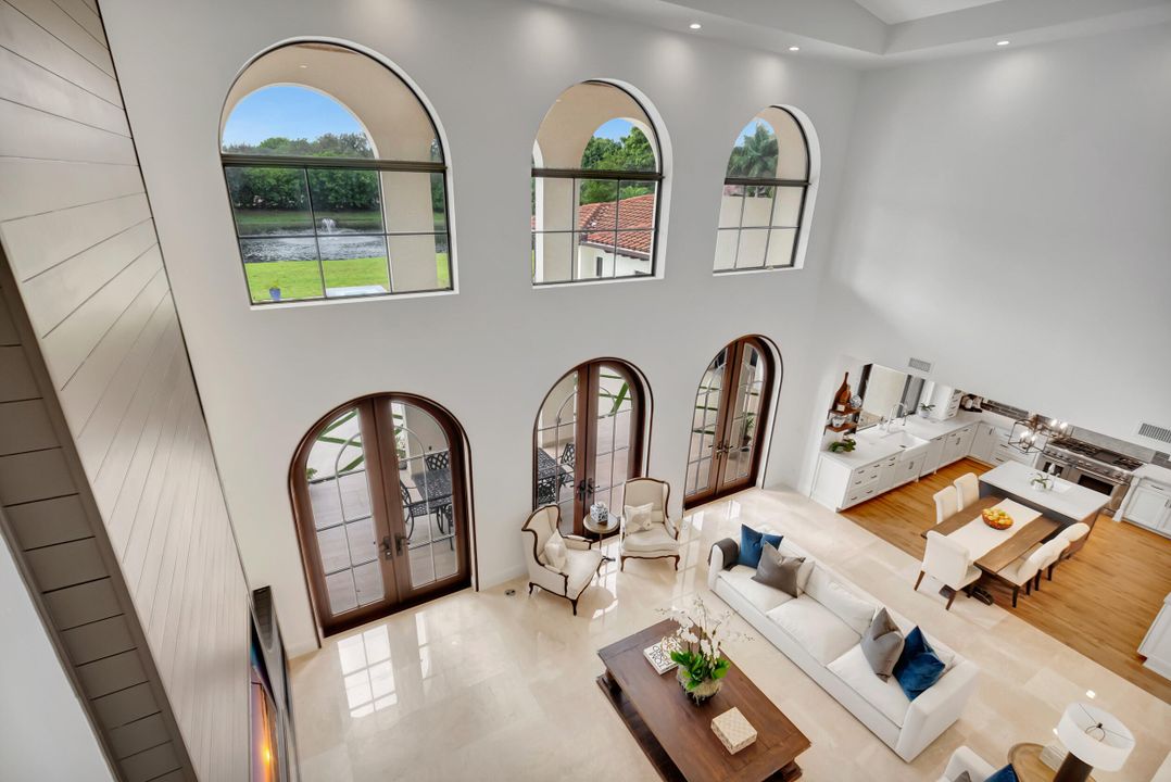 Active With Contract: $4,890,000 (7 beds, 6 baths, 5847 Square Feet)