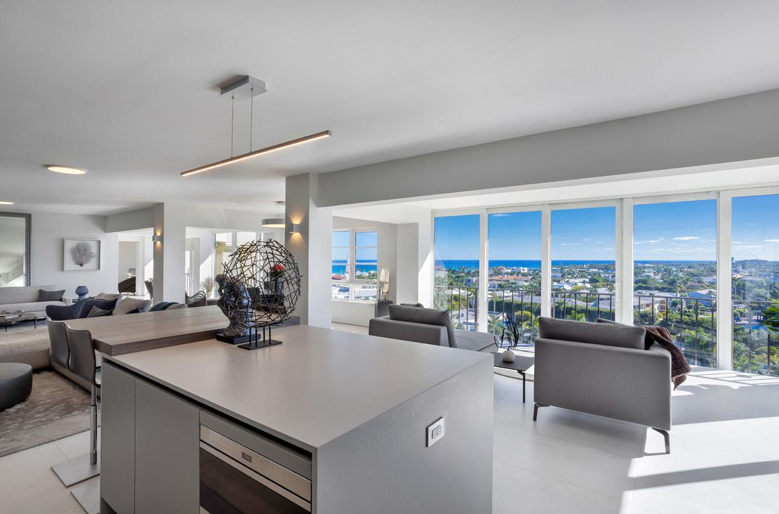 Active With Contract: $3,650,000 (5 beds, 3 baths, 3175 Square Feet)