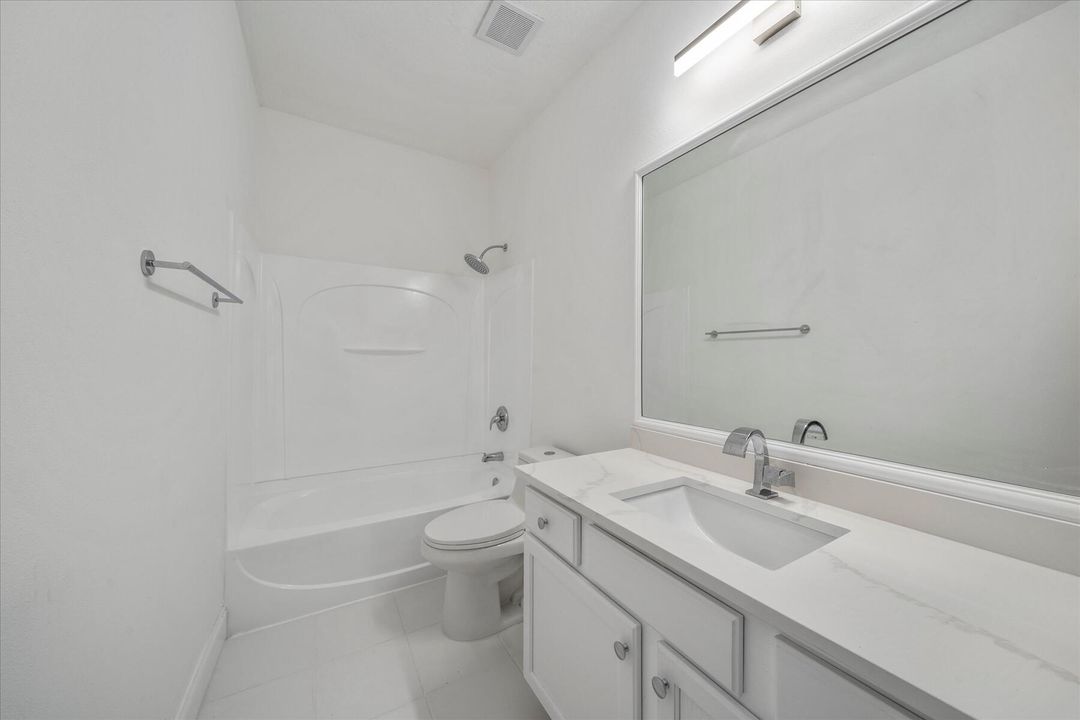 Active With Contract: $349,000 (3 beds, 2 baths, 1650 Square Feet)