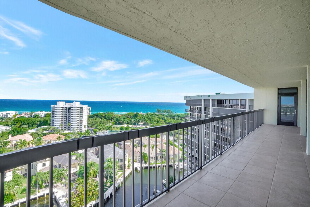 Active With Contract: $2,100,000 (3 beds, 2 baths, 2070 Square Feet)