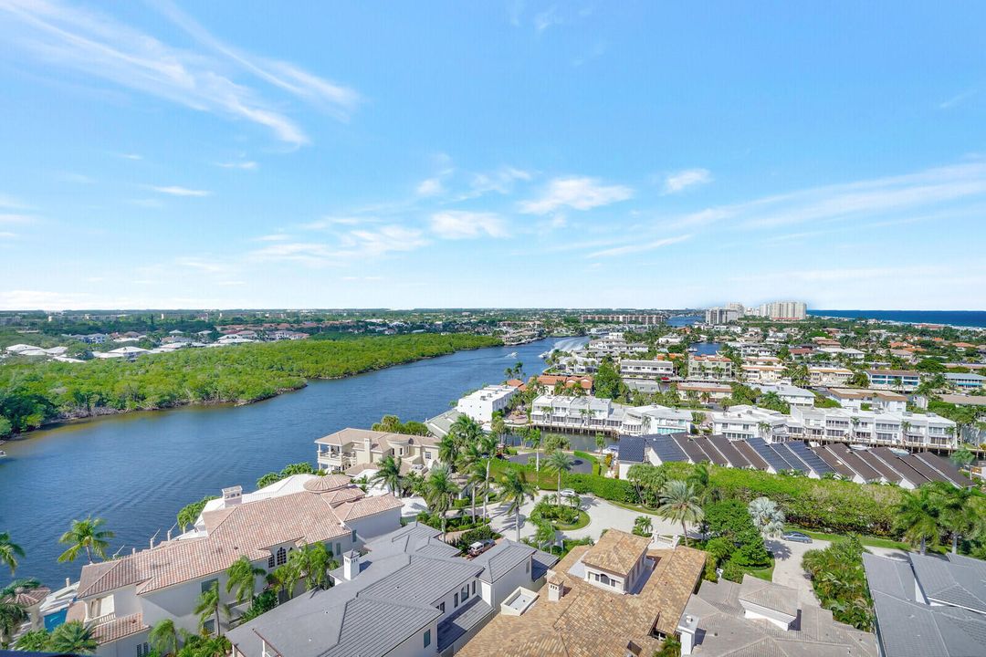 Active With Contract: $2,100,000 (3 beds, 2 baths, 2070 Square Feet)