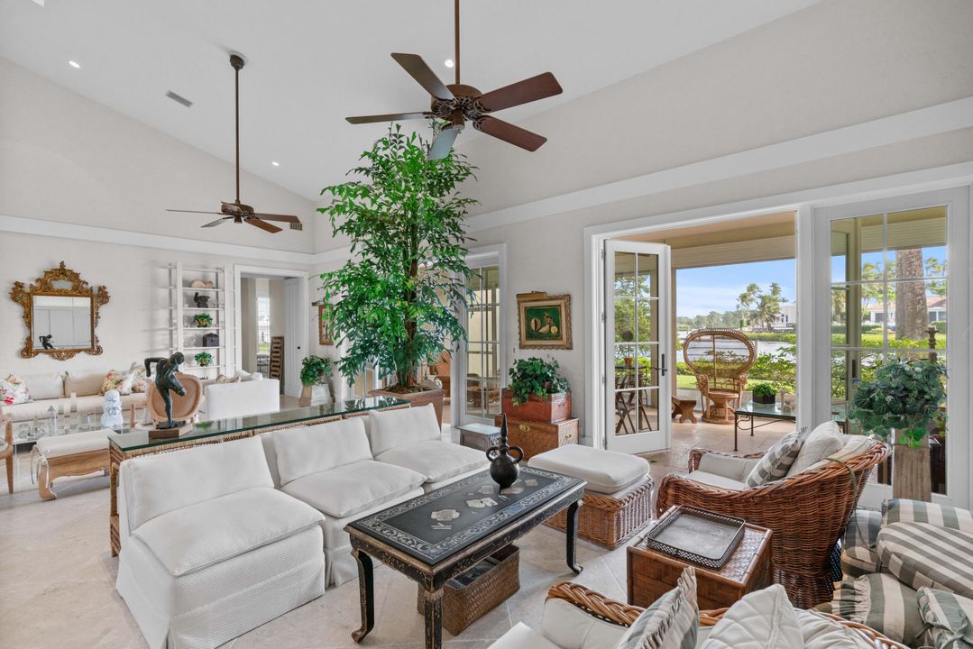 Active With Contract: $4,400,000 (2 beds, 2 baths, 2357 Square Feet)