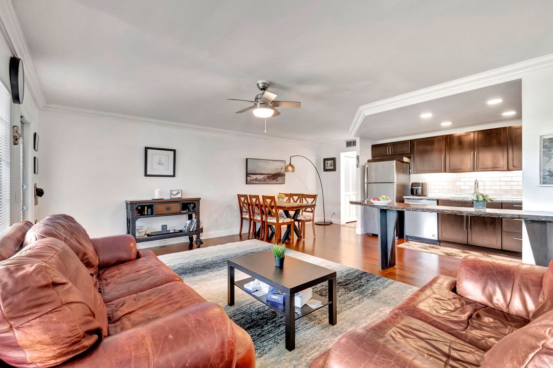 For Sale: $138,000 (1 beds, 1 baths, 720 Square Feet)