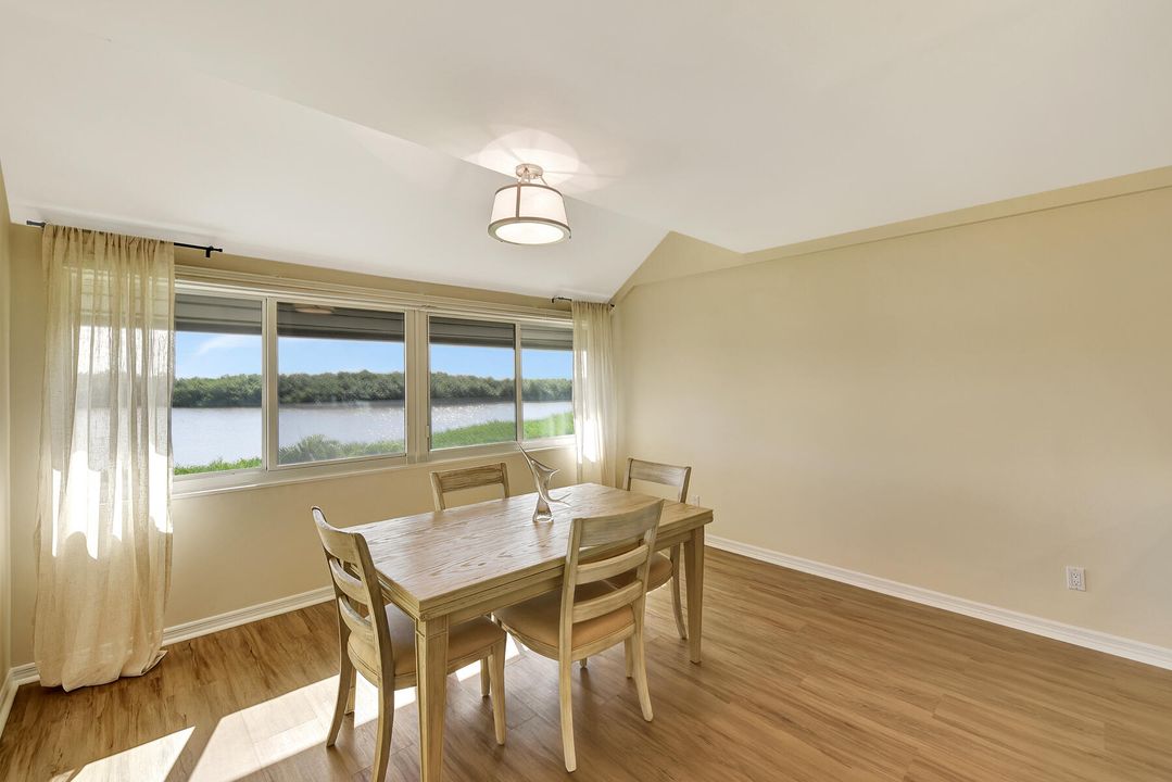 For Sale: $649,000 (2 beds, 2 baths, 1654 Square Feet)