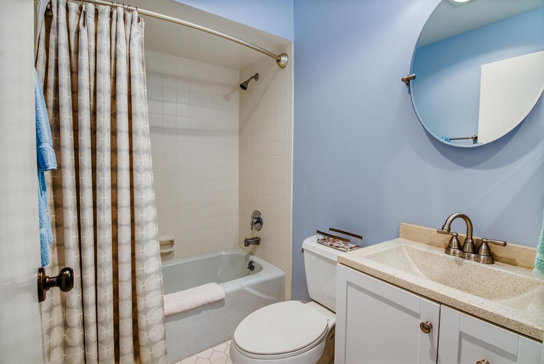 For Sale: $279,480 (2 beds, 2 baths, 1251 Square Feet)