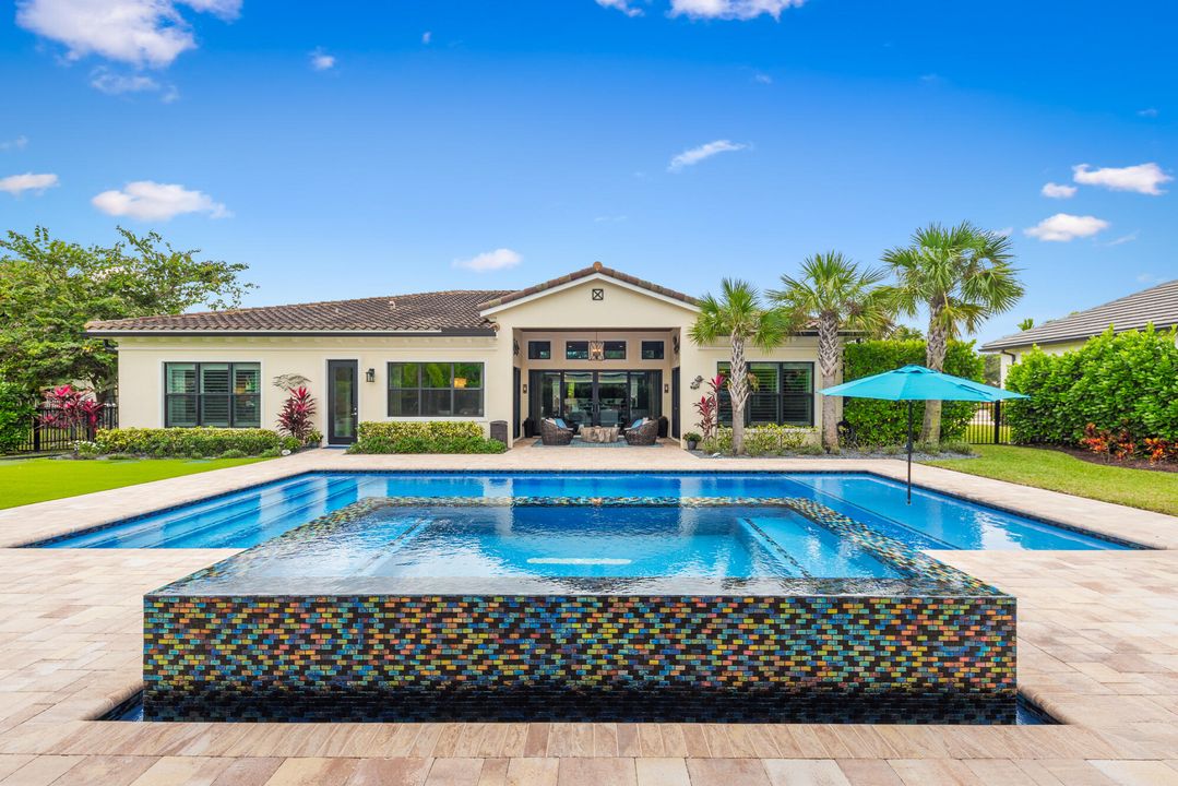 Recently Sold: $1,495,000 (4 beds, 5 baths, 3730 Square Feet)