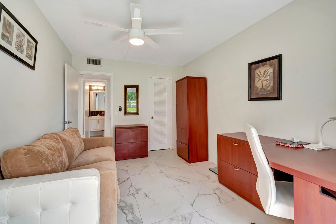 Active With Contract: $185,000 (2 beds, 1 baths, 840 Square Feet)