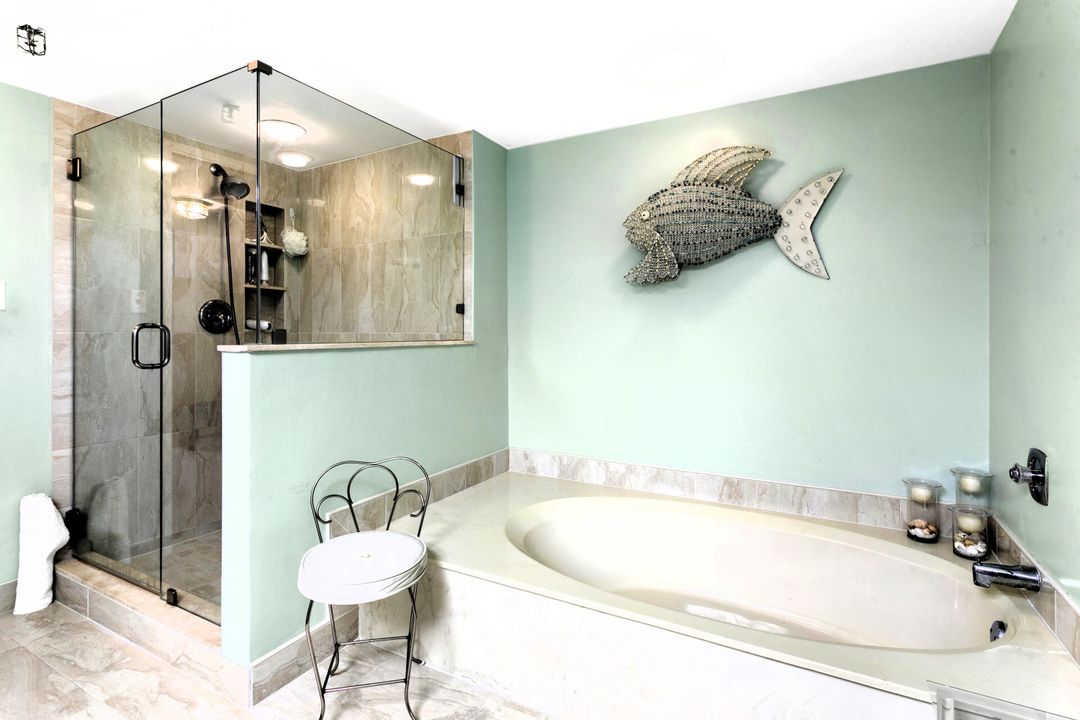 For Sale: $419,000 (2 beds, 2 baths, 1855 Square Feet)