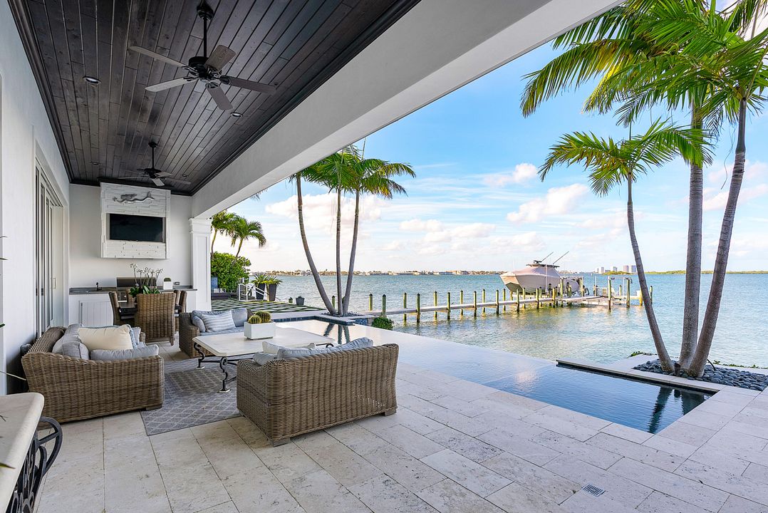 For Sale: $9,999,999 (5 beds, 6 baths, 4753 Square Feet)