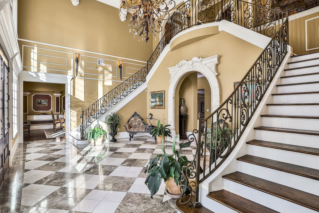 For Sale: $4,500,000 (10 beds, 9 baths, 19597 Square Feet)