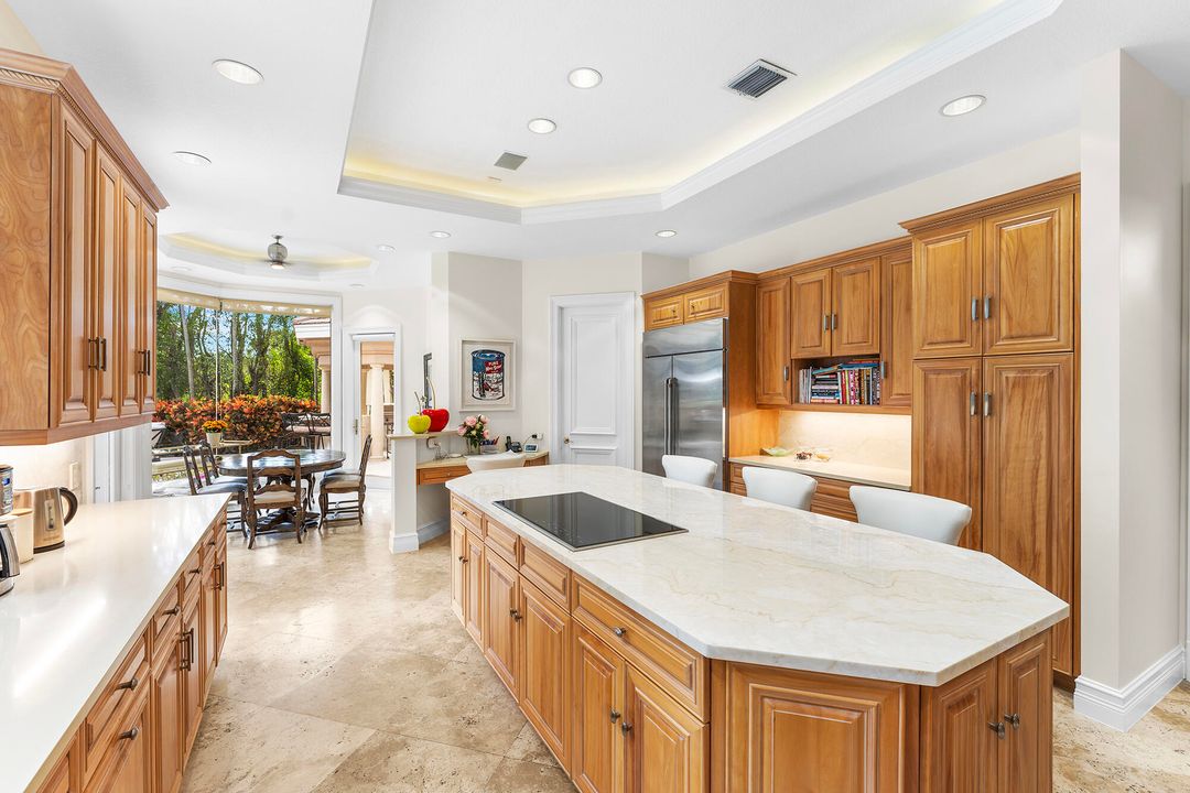 For Sale: $5,000,000 (5 beds, 5 baths, 7176 Square Feet)