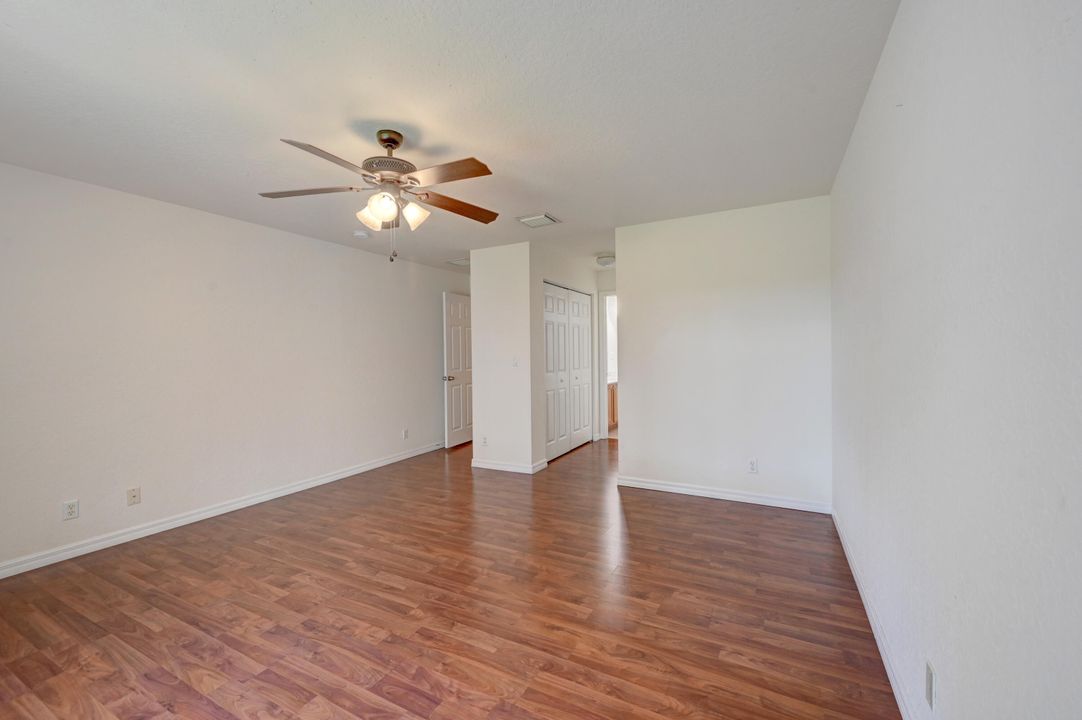 Active With Contract: $3,200 (4 beds, 2 baths, 2672 Square Feet)