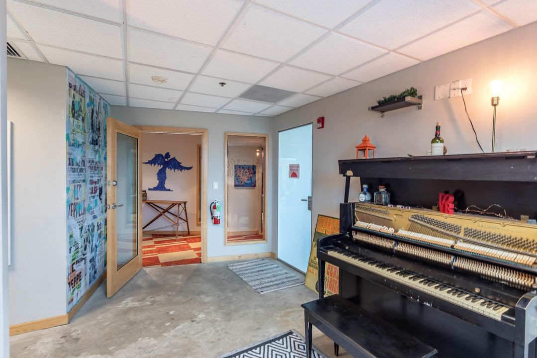 待售: $25,000,000 (0 贝兹, 0 浴室, 14685 平方英尺)