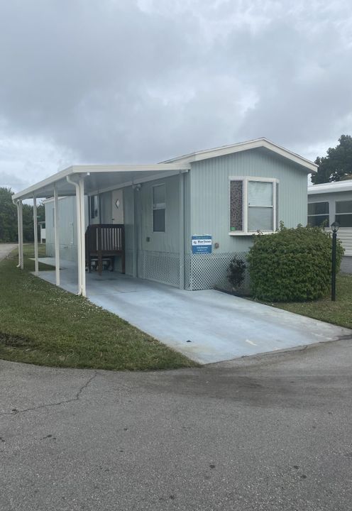 Recently Sold: $48,000 (2 beds, 1 baths, 1100 Square Feet)