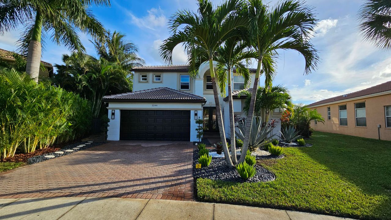 Recently Sold: $1,250,000 (4 beds, 3 baths, 3662 Square Feet)