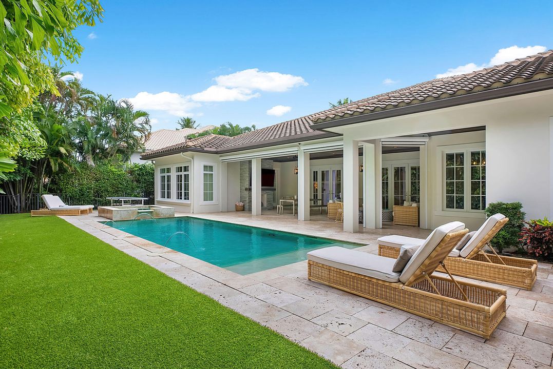 Active With Contract: $5,800,000 (4 beds, 4 baths, 4955 Square Feet)