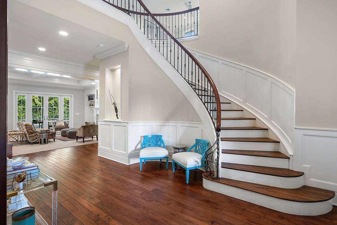 Active With Contract: $5,800,000 (4 beds, 4 baths, 4955 Square Feet)