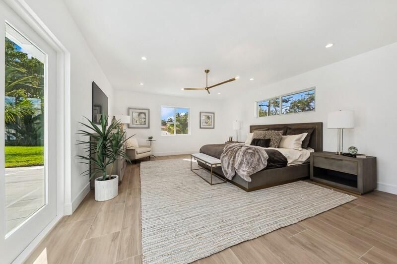Active With Contract: $2,275,000 (4 beds, 3 baths, 2809 Square Feet)