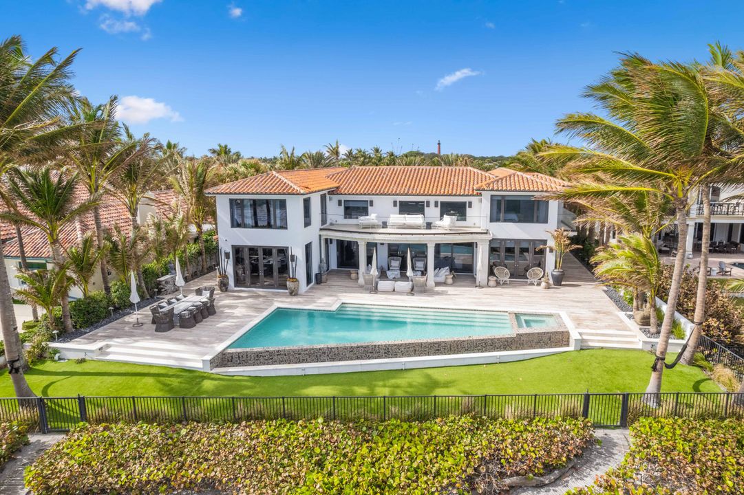 Recently Sold: $22,500,000 (5 beds, 7 baths, 5883 Square Feet)