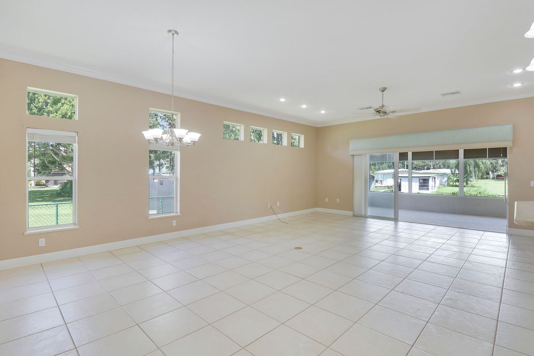 For Sale: $435,000 (3 beds, 2 baths, 1821 Square Feet)