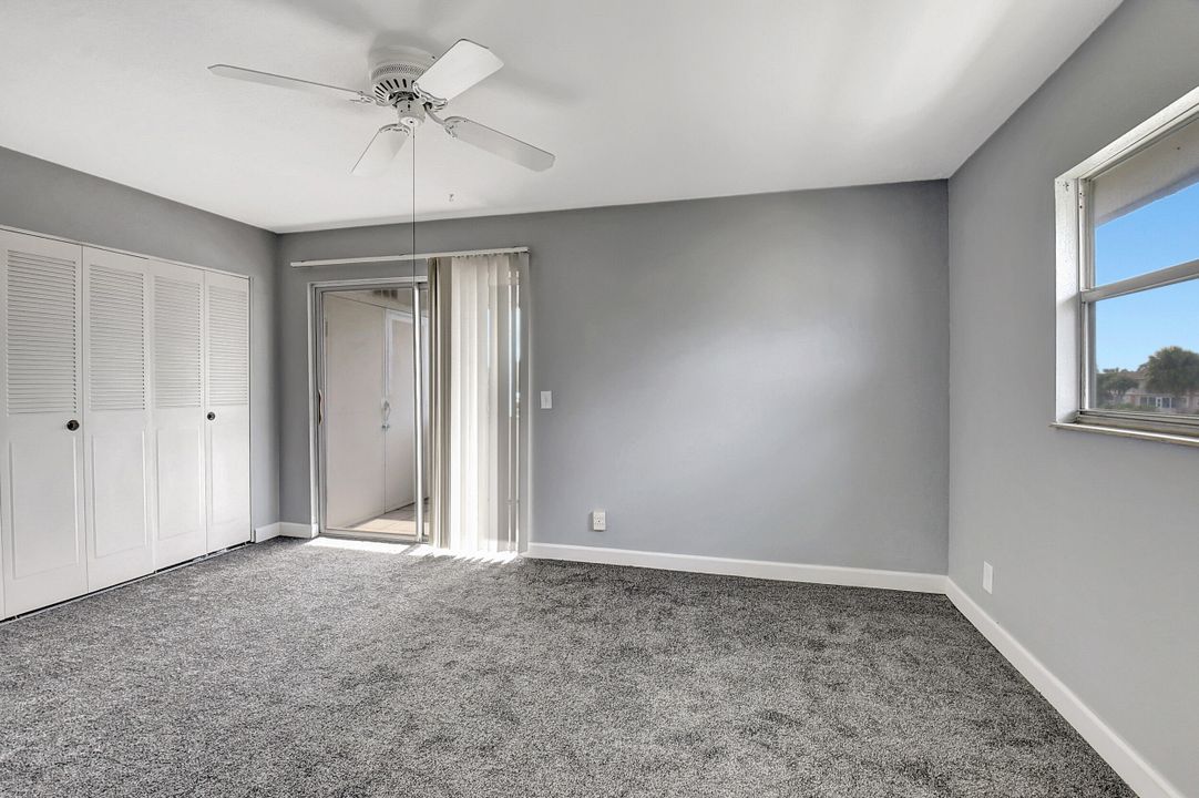 Active With Contract: $104,000 (1 beds, 1 baths, 720 Square Feet)